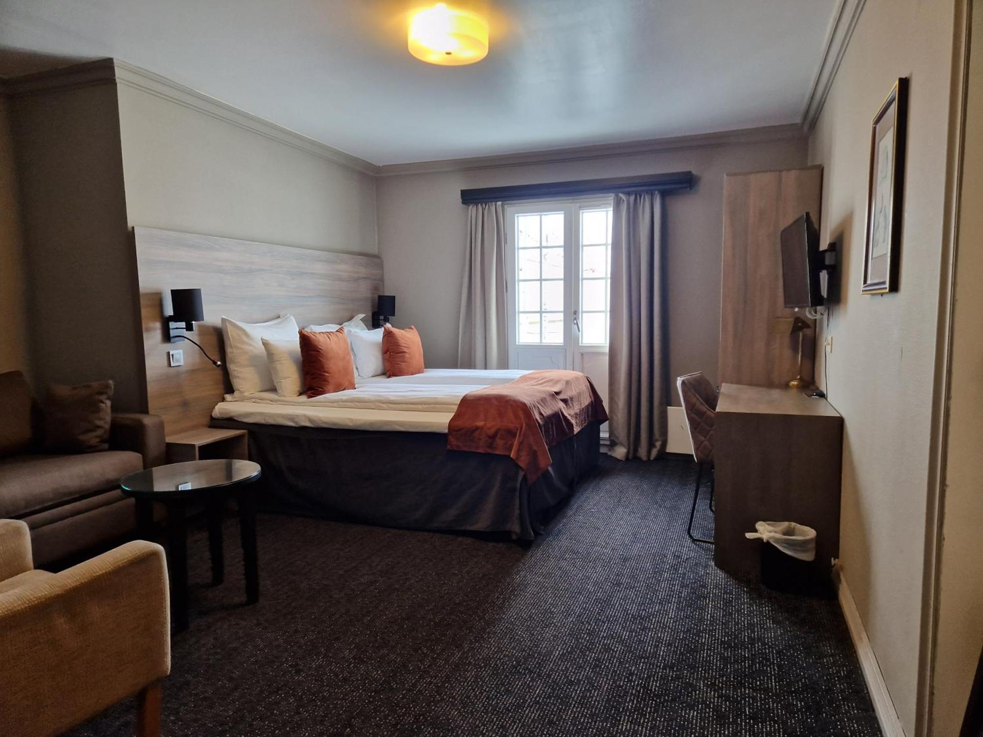 Dr. Holms Hotel ไยโล ภายนอก รูปภาพ