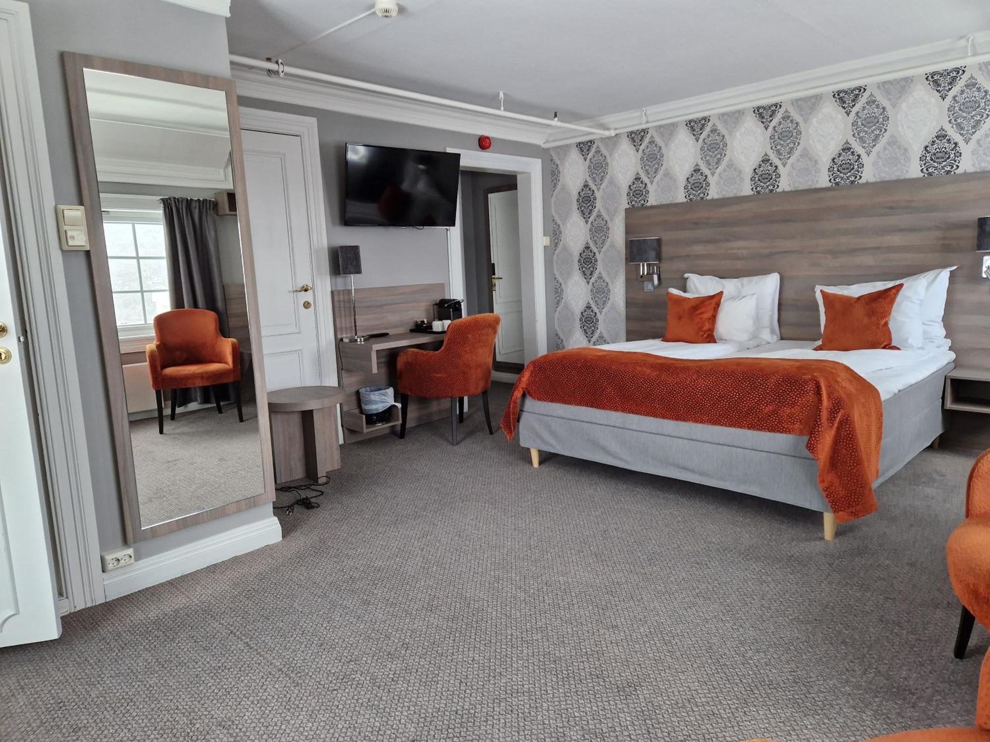 Dr. Holms Hotel ไยโล ภายนอก รูปภาพ
