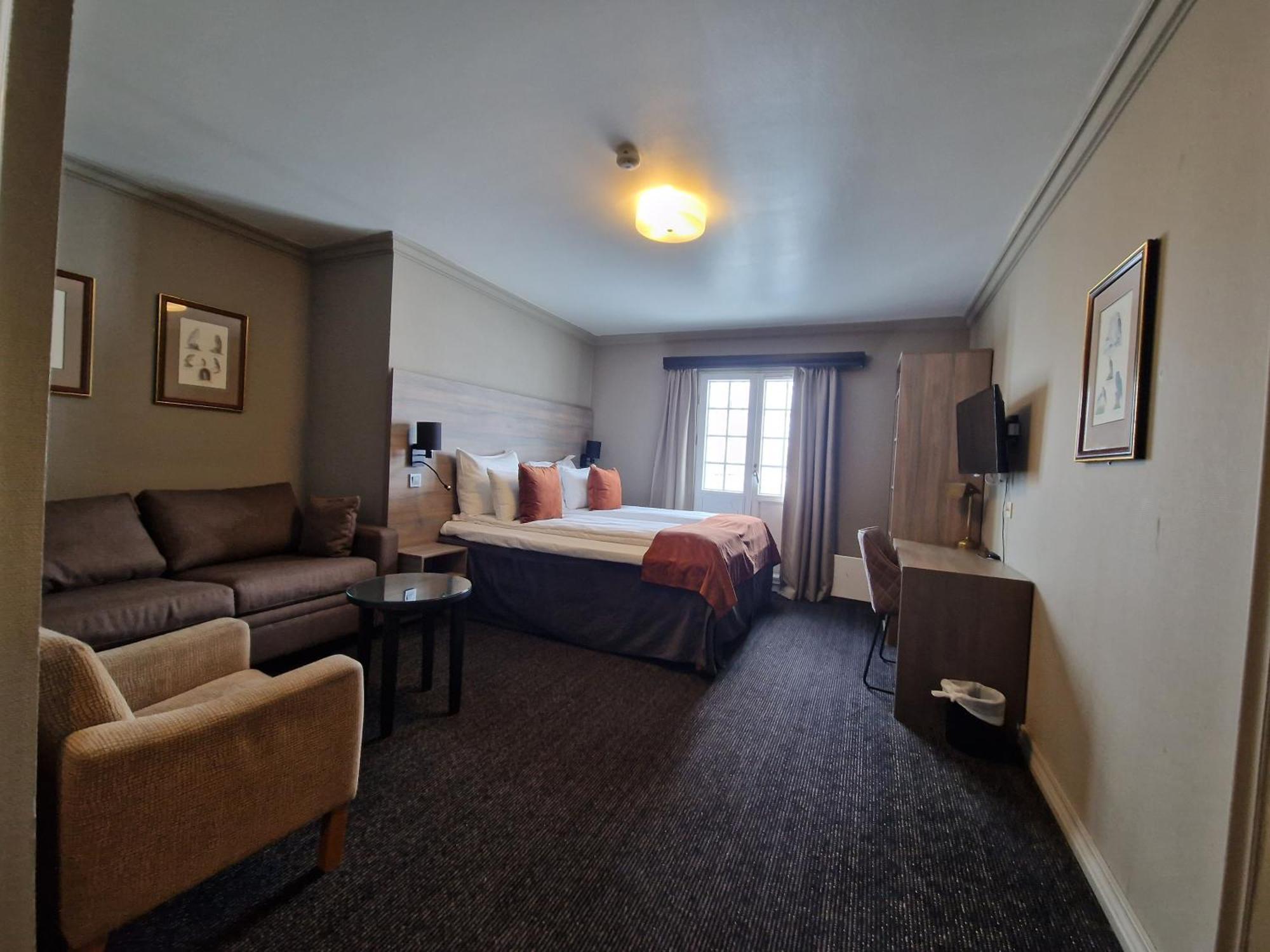 Dr. Holms Hotel ไยโล ภายนอก รูปภาพ