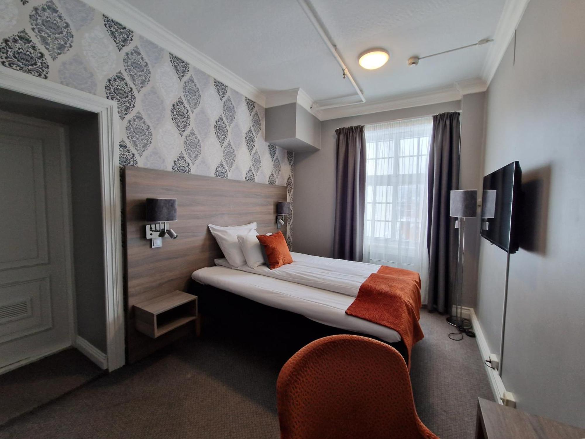 Dr. Holms Hotel ไยโล ภายนอก รูปภาพ