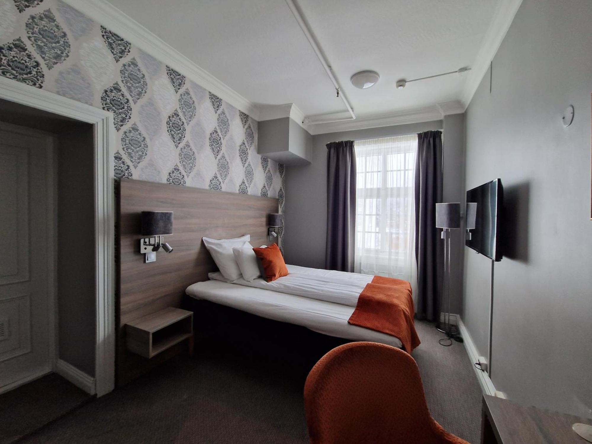 Dr. Holms Hotel ไยโล ภายนอก รูปภาพ