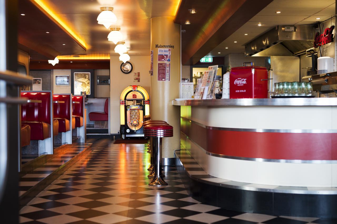 Dr. Holms Hotel ไยโล ภายนอก รูปภาพ