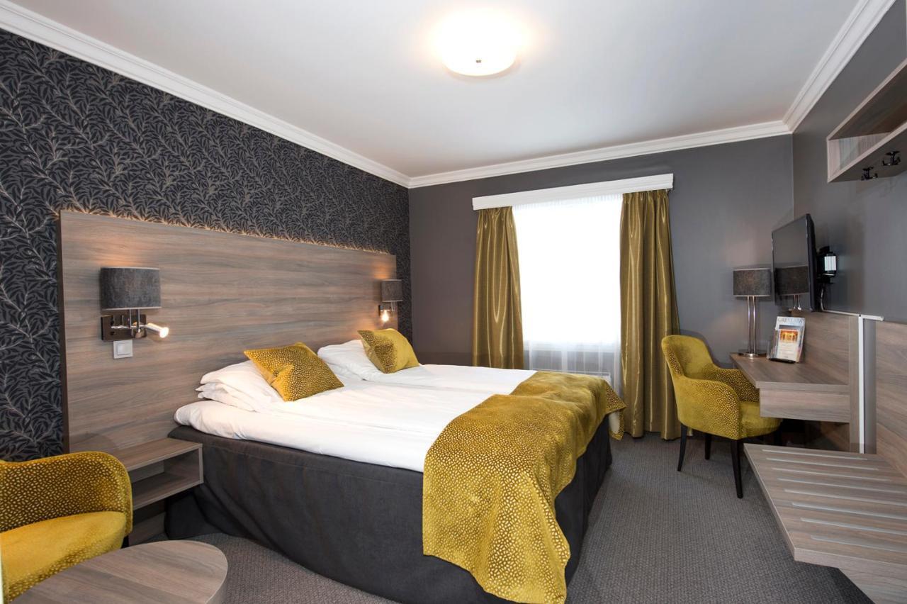 Dr. Holms Hotel ไยโล ภายนอก รูปภาพ